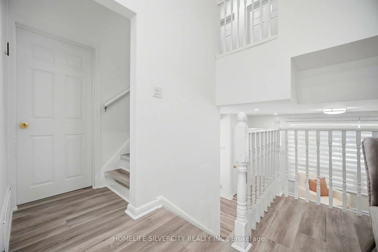 29, Brookmere, Rexdale-Kipling, Toronto