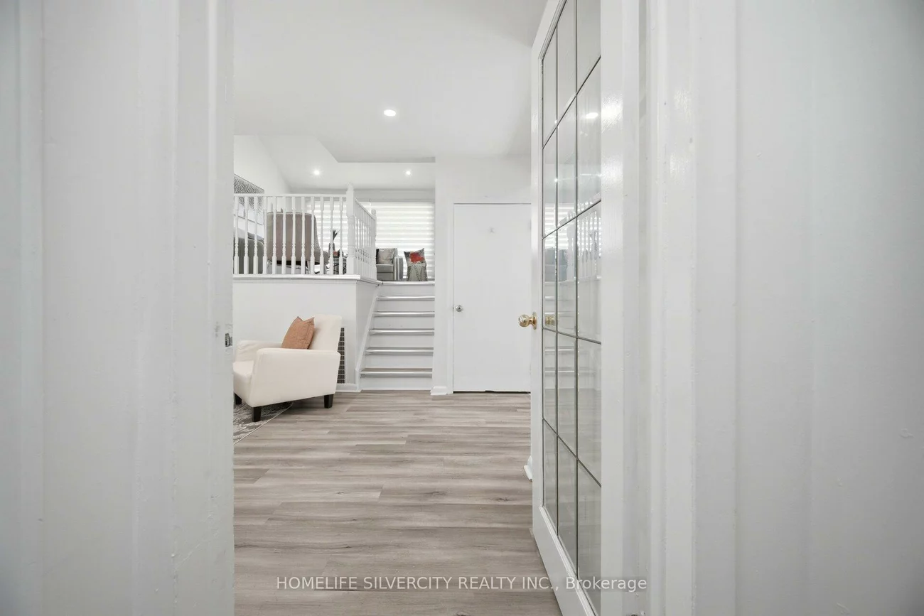 29, Brookmere, Rexdale-Kipling, Toronto