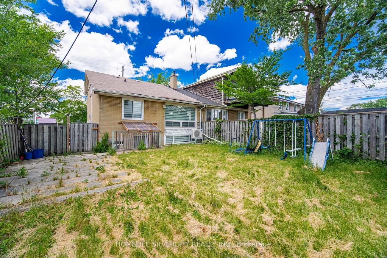 29, Brookmere, Rexdale-Kipling, Toronto