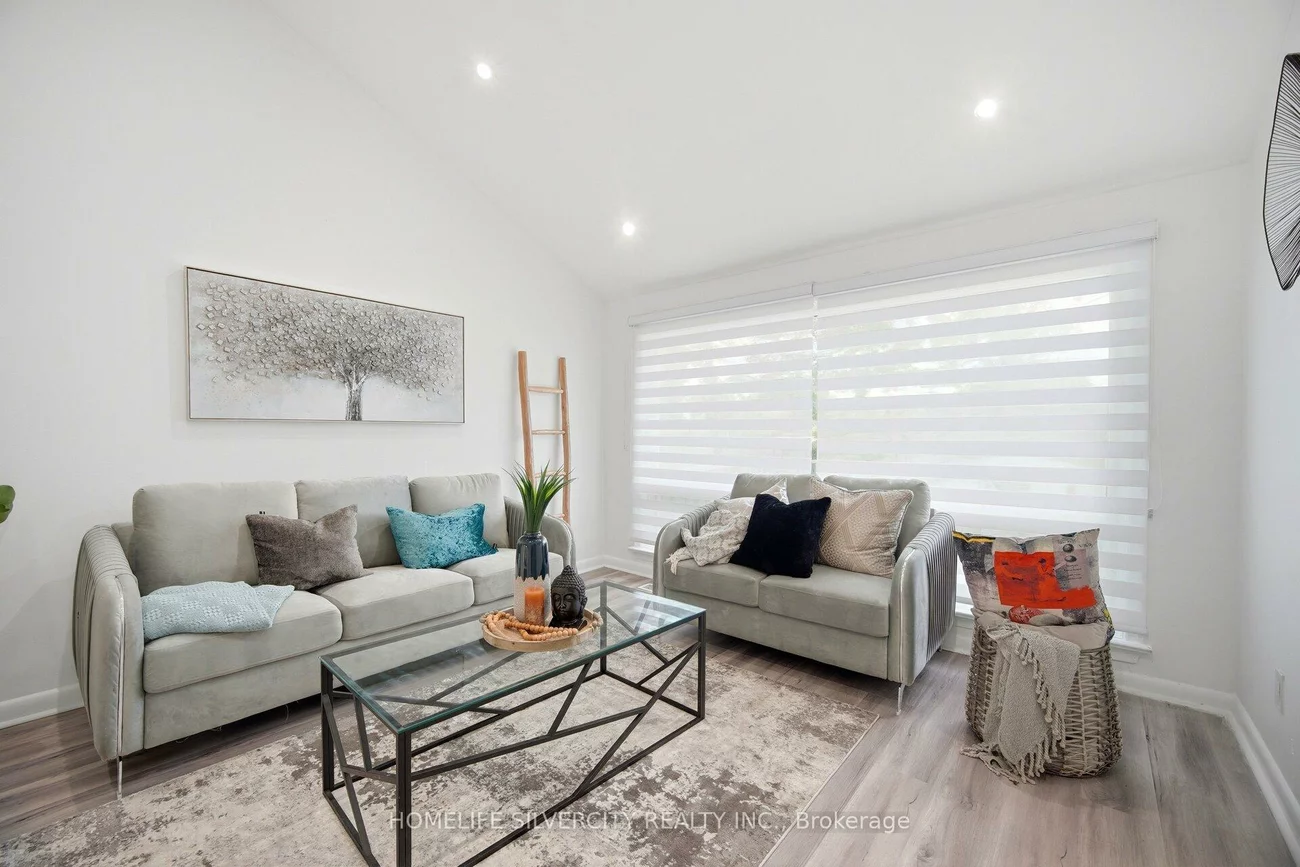 29, Brookmere, Rexdale-Kipling, Toronto