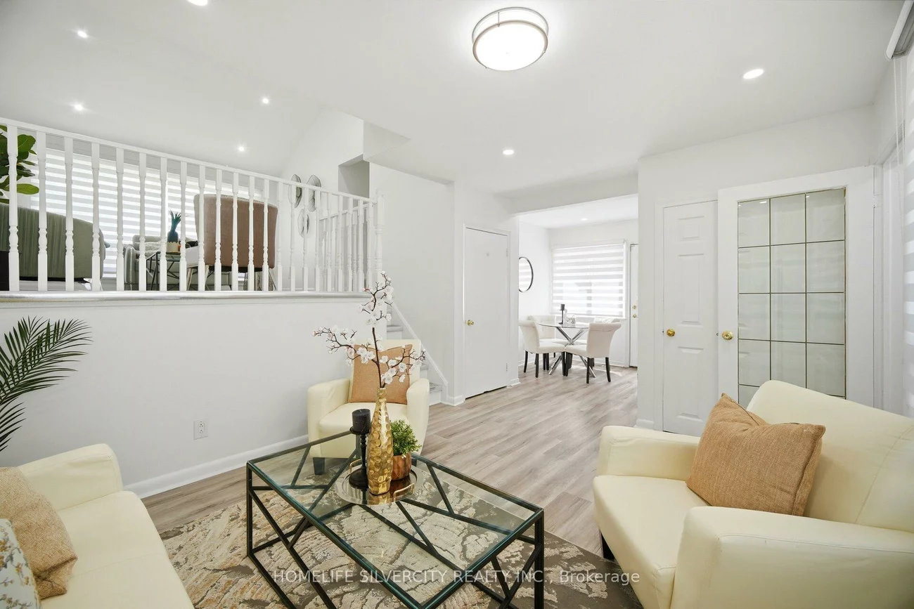 29, Brookmere, Rexdale-Kipling, Toronto