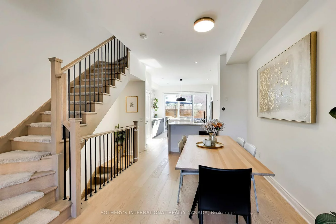 80, Daisy, Long Branch, Toronto