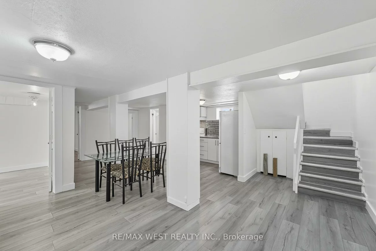 38, Feltham, Junction Area, Toronto