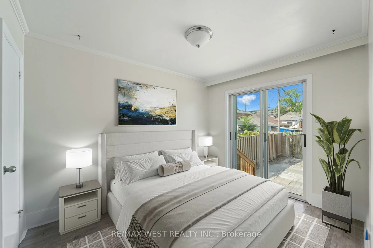 38, Feltham, Junction Area, Toronto