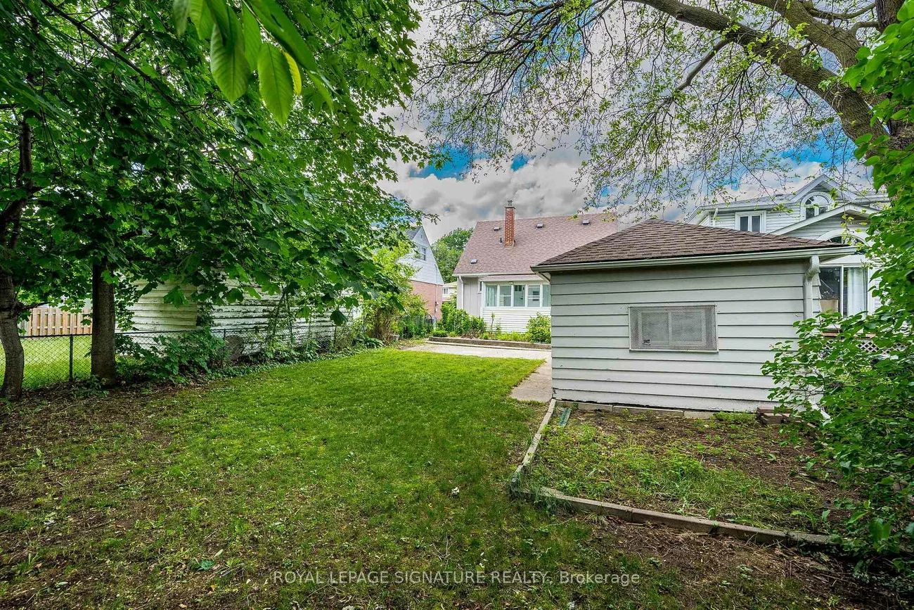 7, Putney, Alderwood, Toronto
