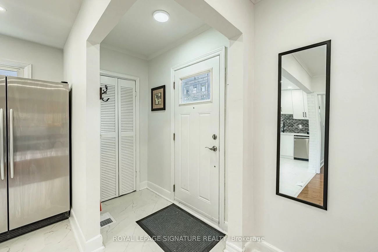 7, Putney, Alderwood, Toronto