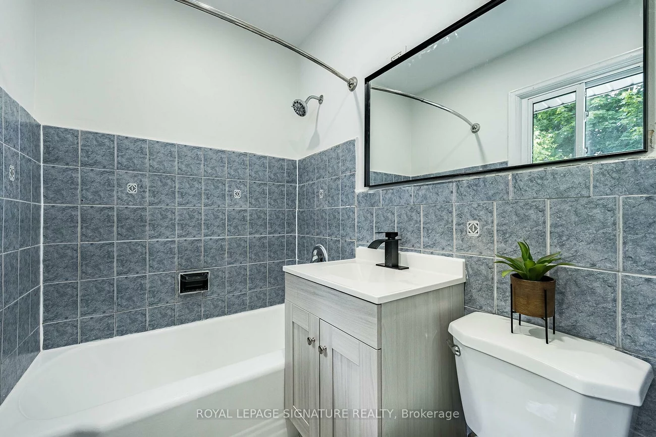 7, Putney, Alderwood, Toronto