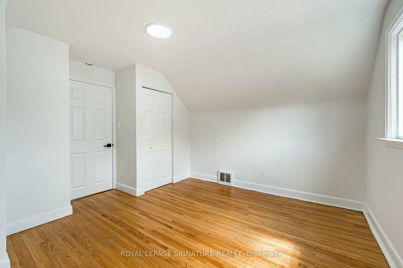 7, Putney, Alderwood, Toronto