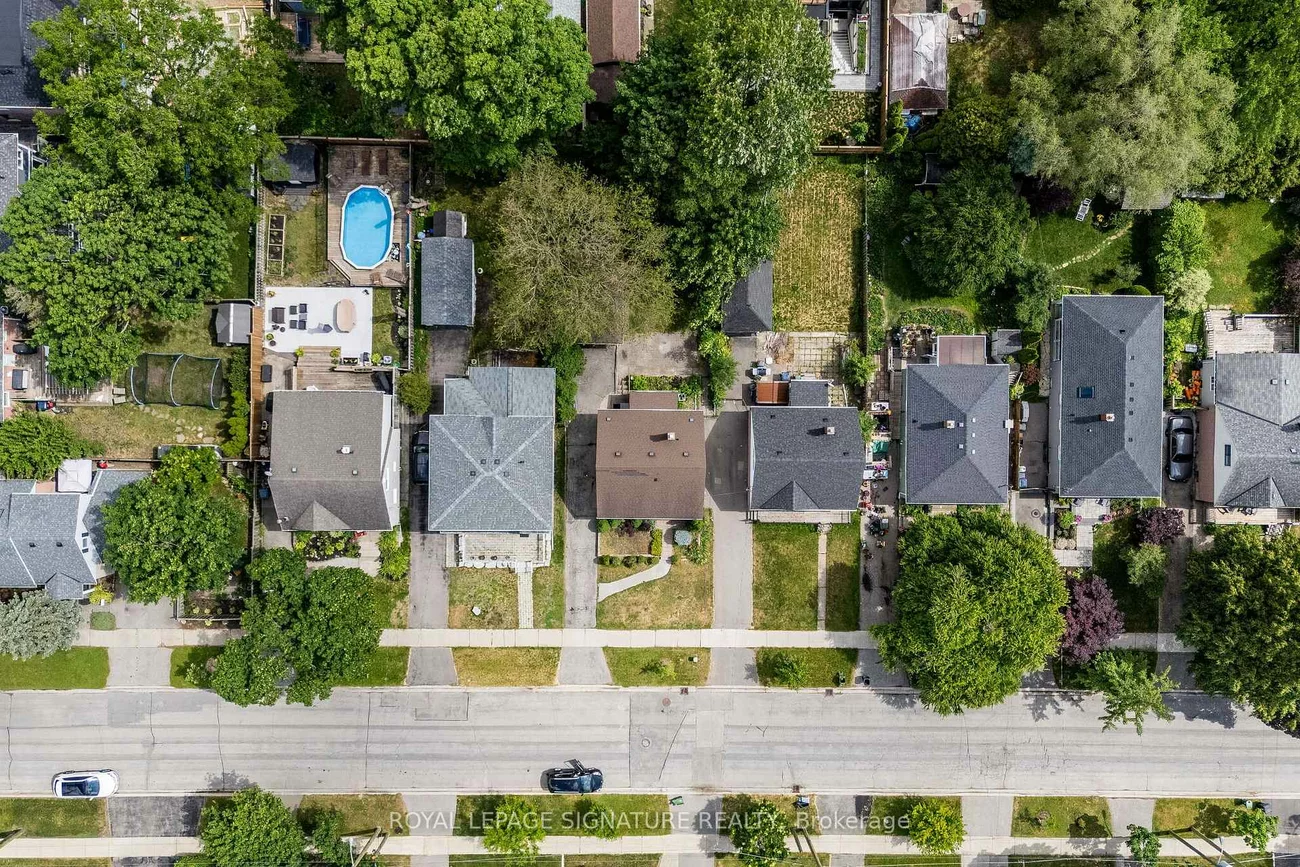 7, Putney, Alderwood, Toronto