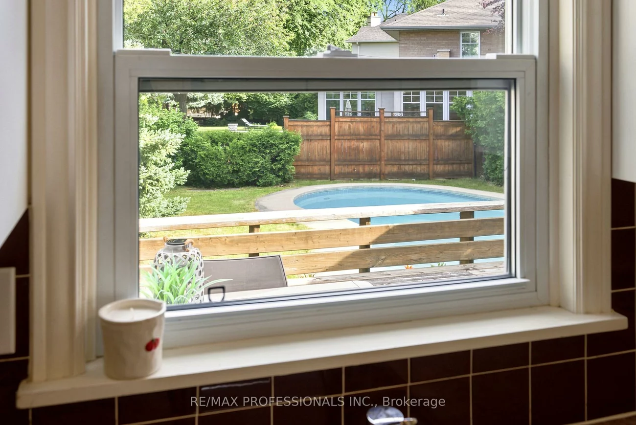 89, Glen Agar, Princess-Rosethorn, Toronto