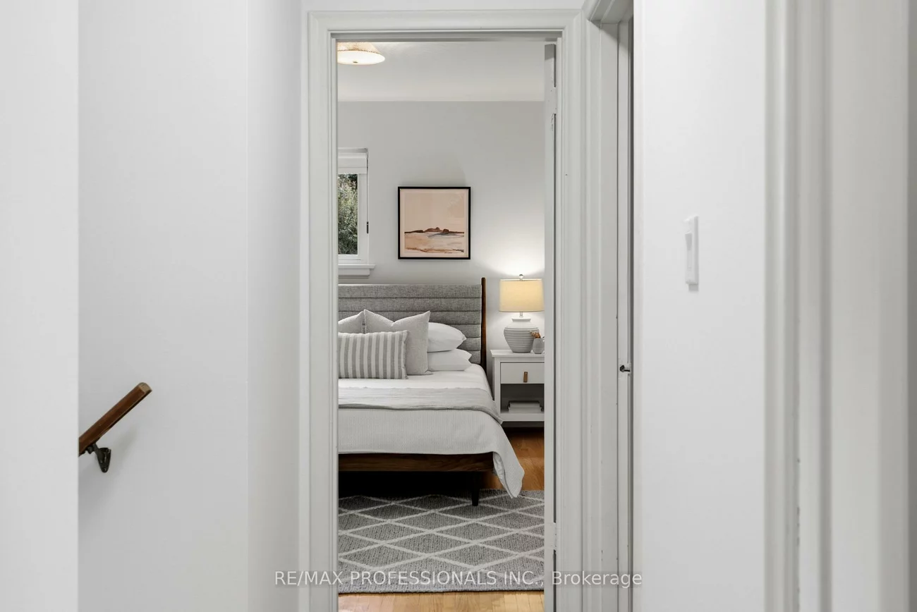 89, Glen Agar, Princess-Rosethorn, Toronto