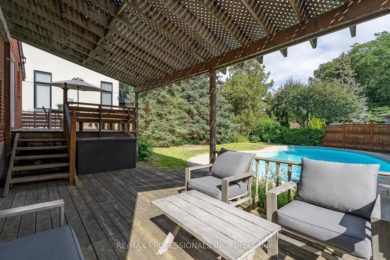 89, Glen Agar, Princess-Rosethorn, Toronto