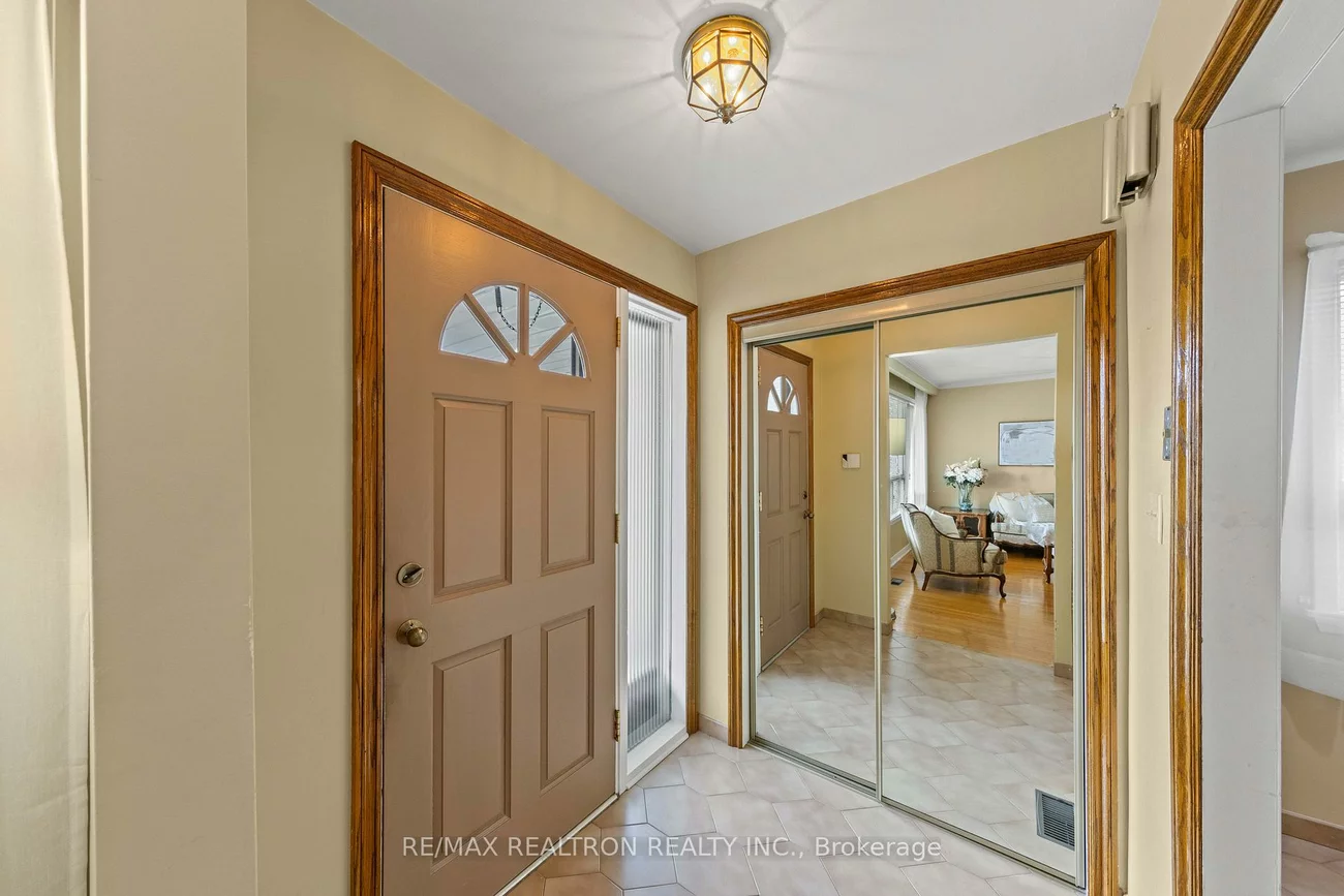 1144, Glengrove, Yorkdale-Glen Park, Toronto
