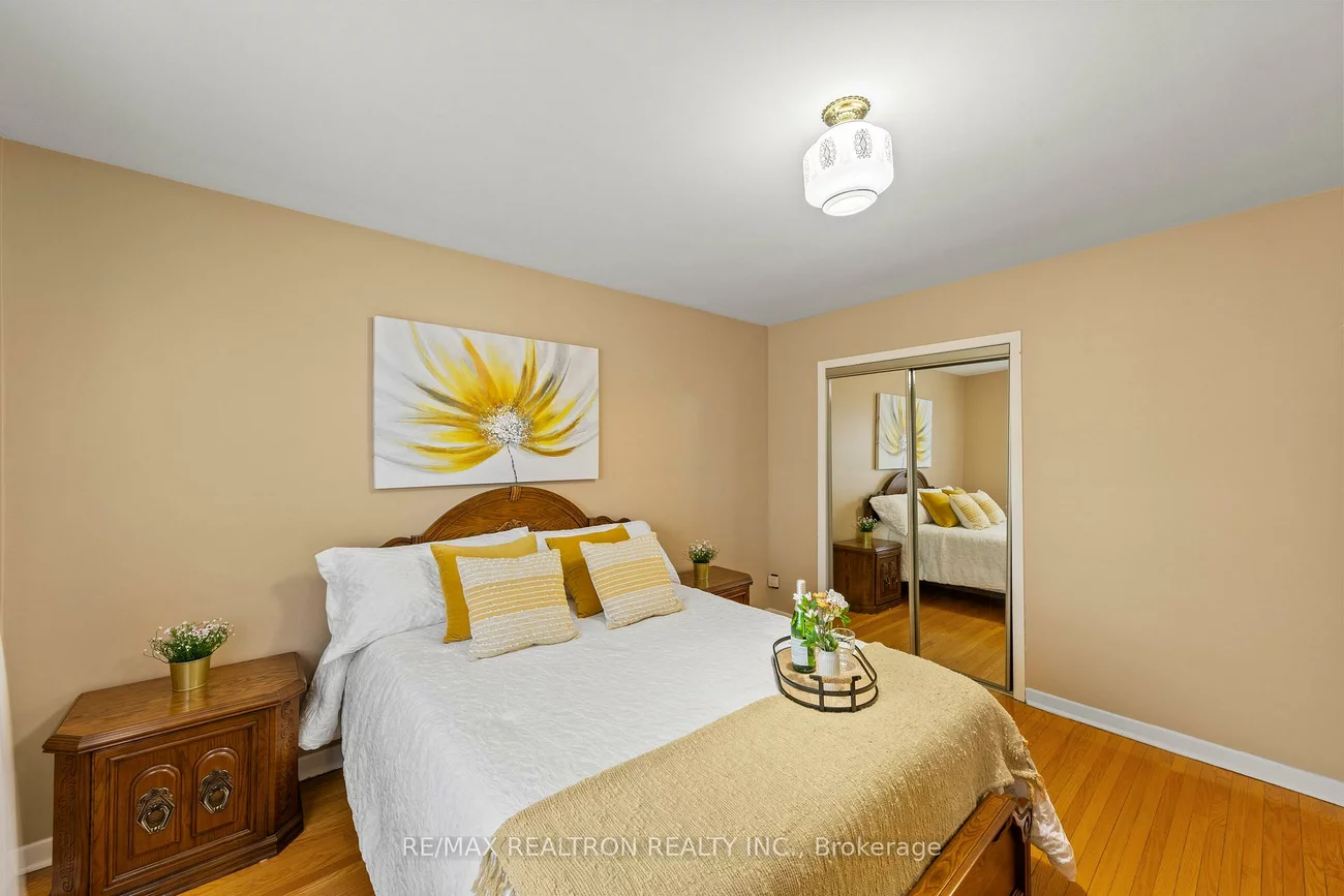 1144, Glengrove, Yorkdale-Glen Park, Toronto