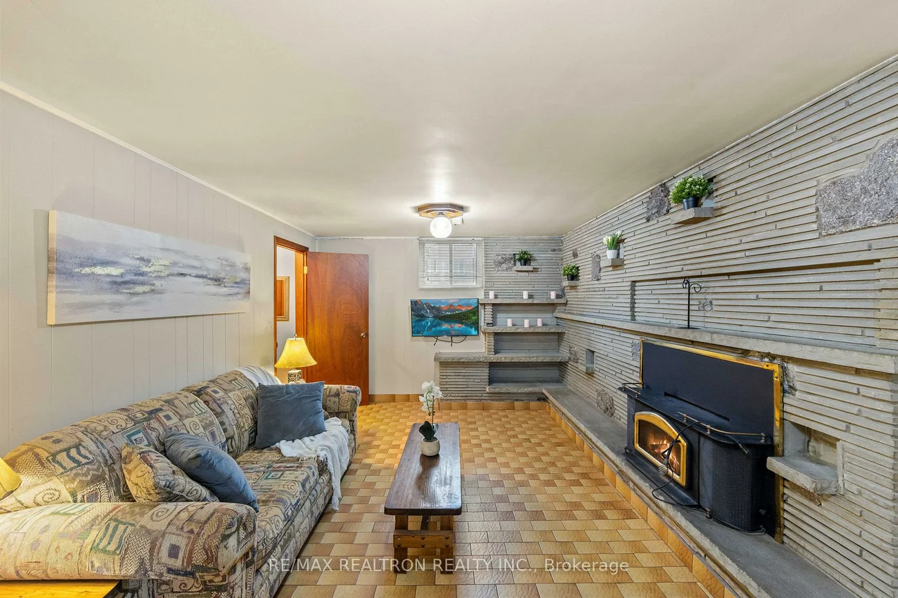 1144, Glengrove, Yorkdale-Glen Park, Toronto