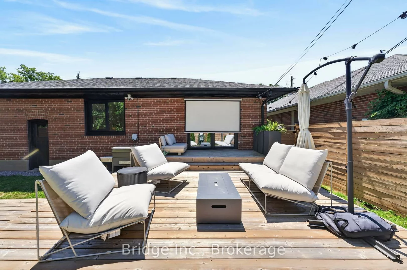 14, Norseman, Stonegate-Queensway, Toronto