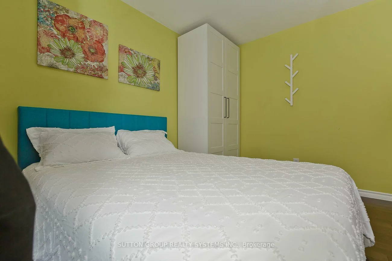 3, Hardisty, Rexdale-Kipling, Toronto