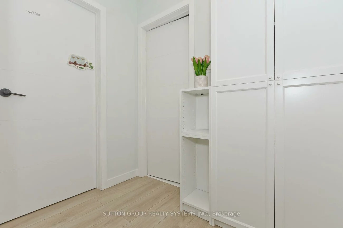 3, Hardisty, Rexdale-Kipling, Toronto
