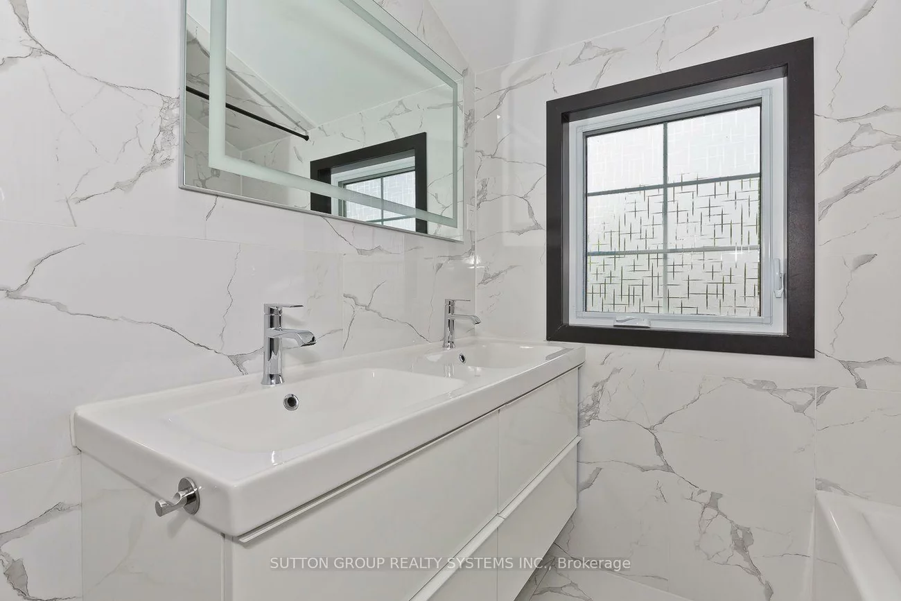 3, Hardisty, Rexdale-Kipling, Toronto