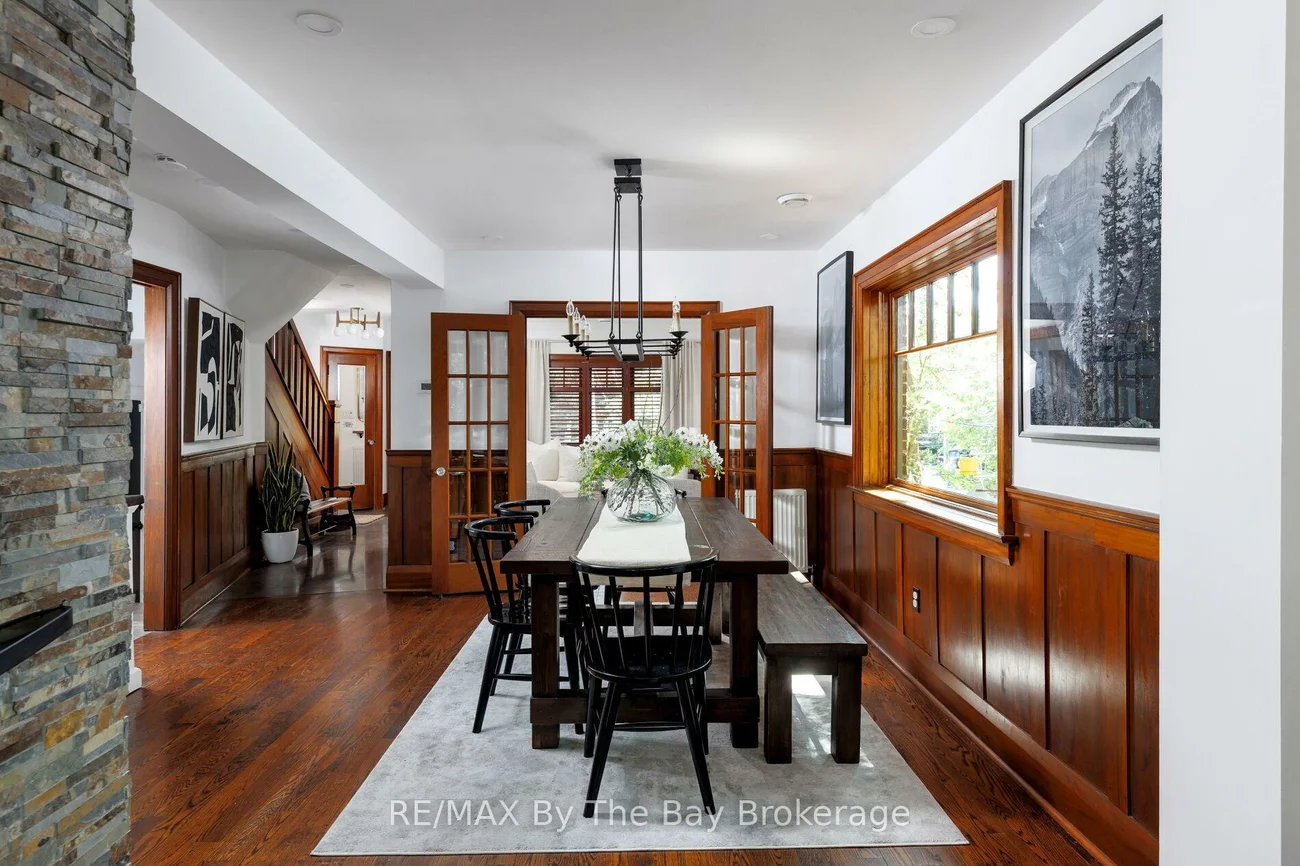 44, Rambert, High Park-Swansea, Toronto