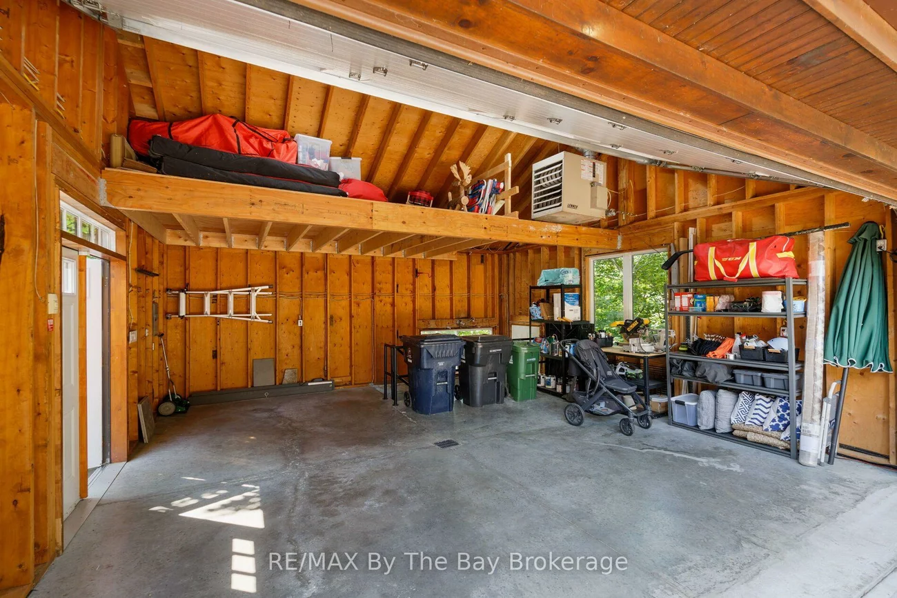44, Rambert, High Park-Swansea, Toronto