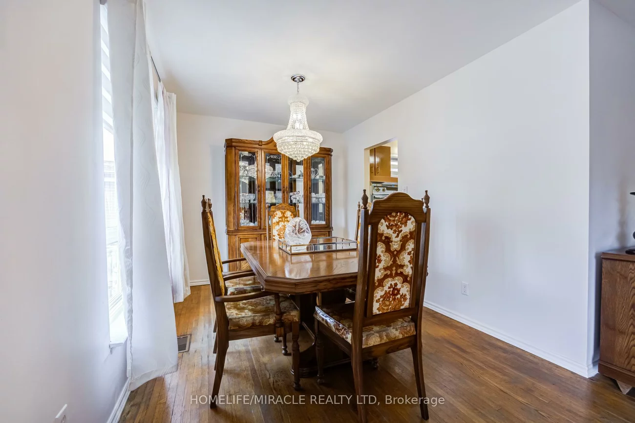 9, Wheatsheaf, Black Creek, Toronto