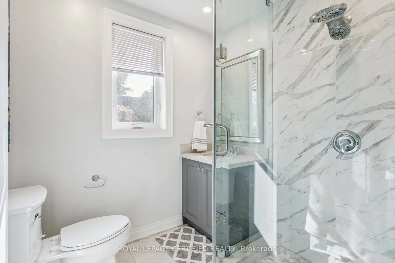 462, The Kingsway, Princess-Rosethorn, Toronto