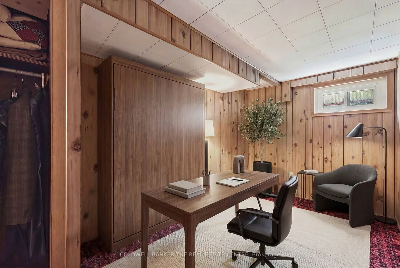40, Benway, Rexdale-Kipling, Toronto
