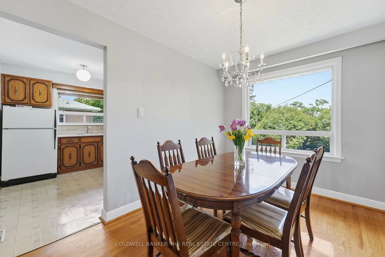 40, Benway, Rexdale-Kipling, Toronto