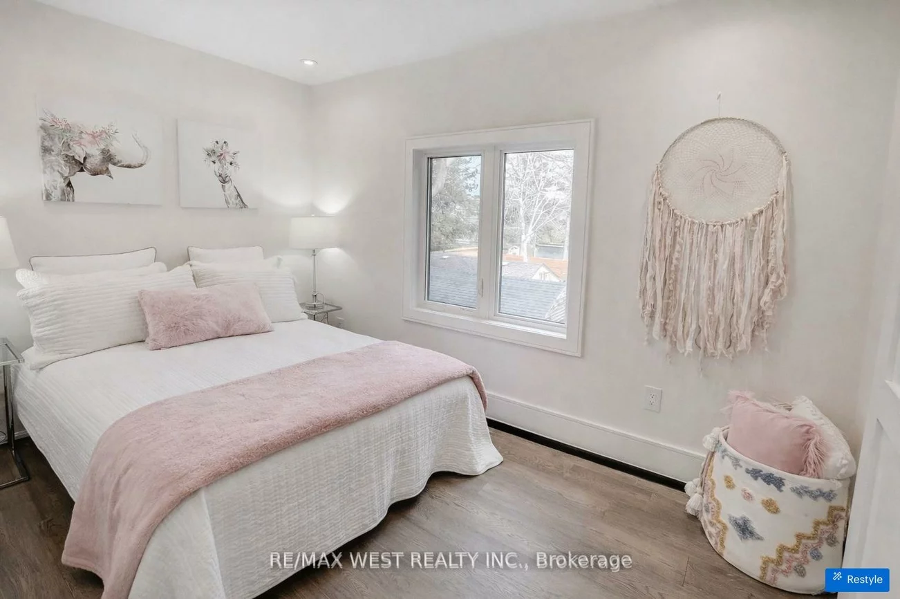 94, Lake, Mimico, Toronto