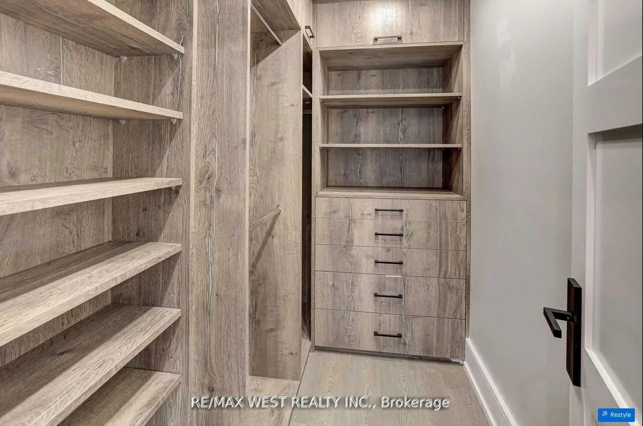 94, Lake, Mimico, Toronto