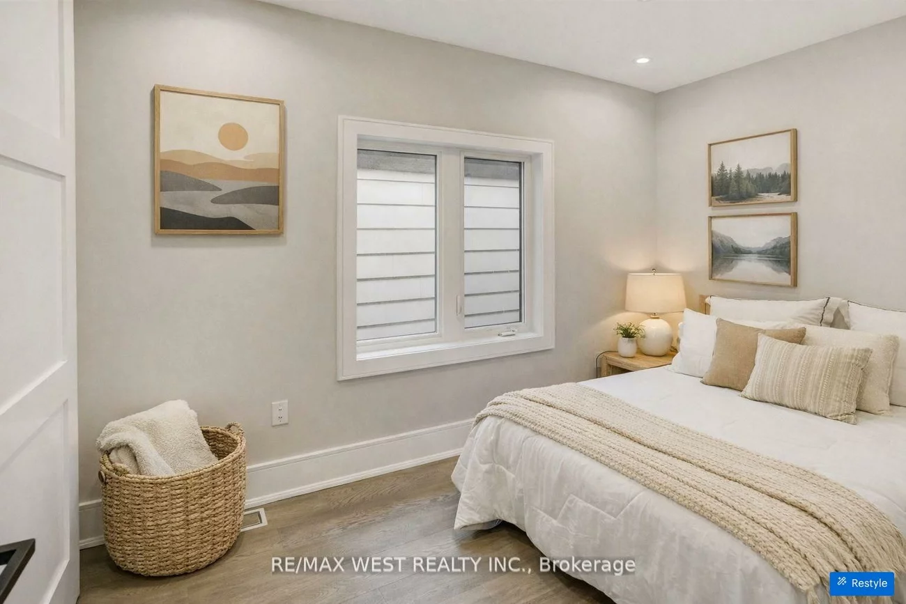 94, Lake, Mimico, Toronto
