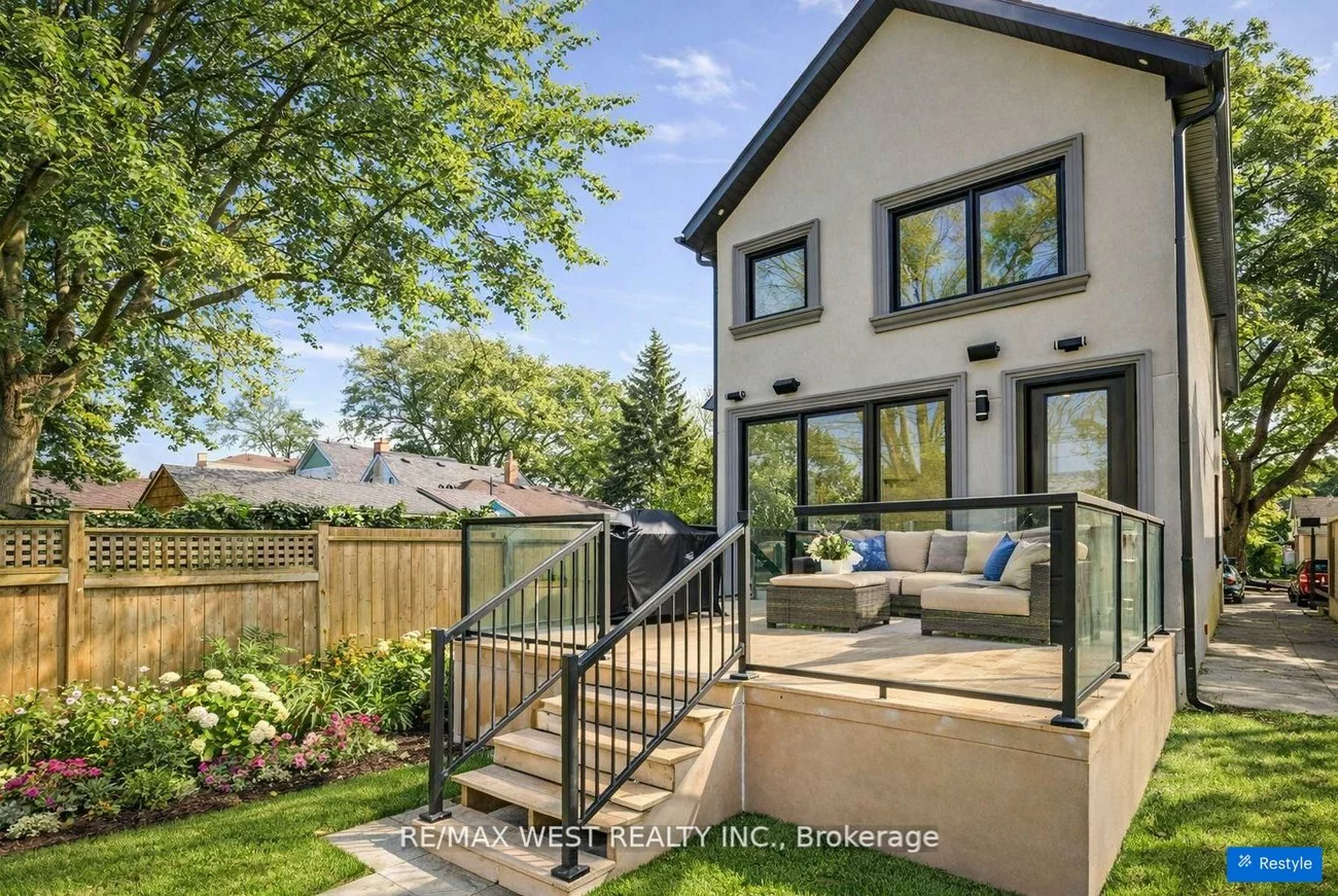 94, Lake, Mimico, Toronto