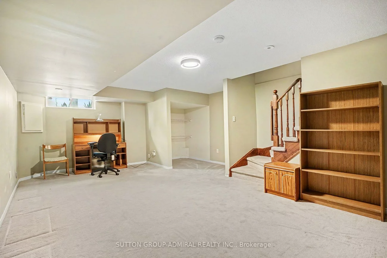 2205, Weston, Weston, Toronto