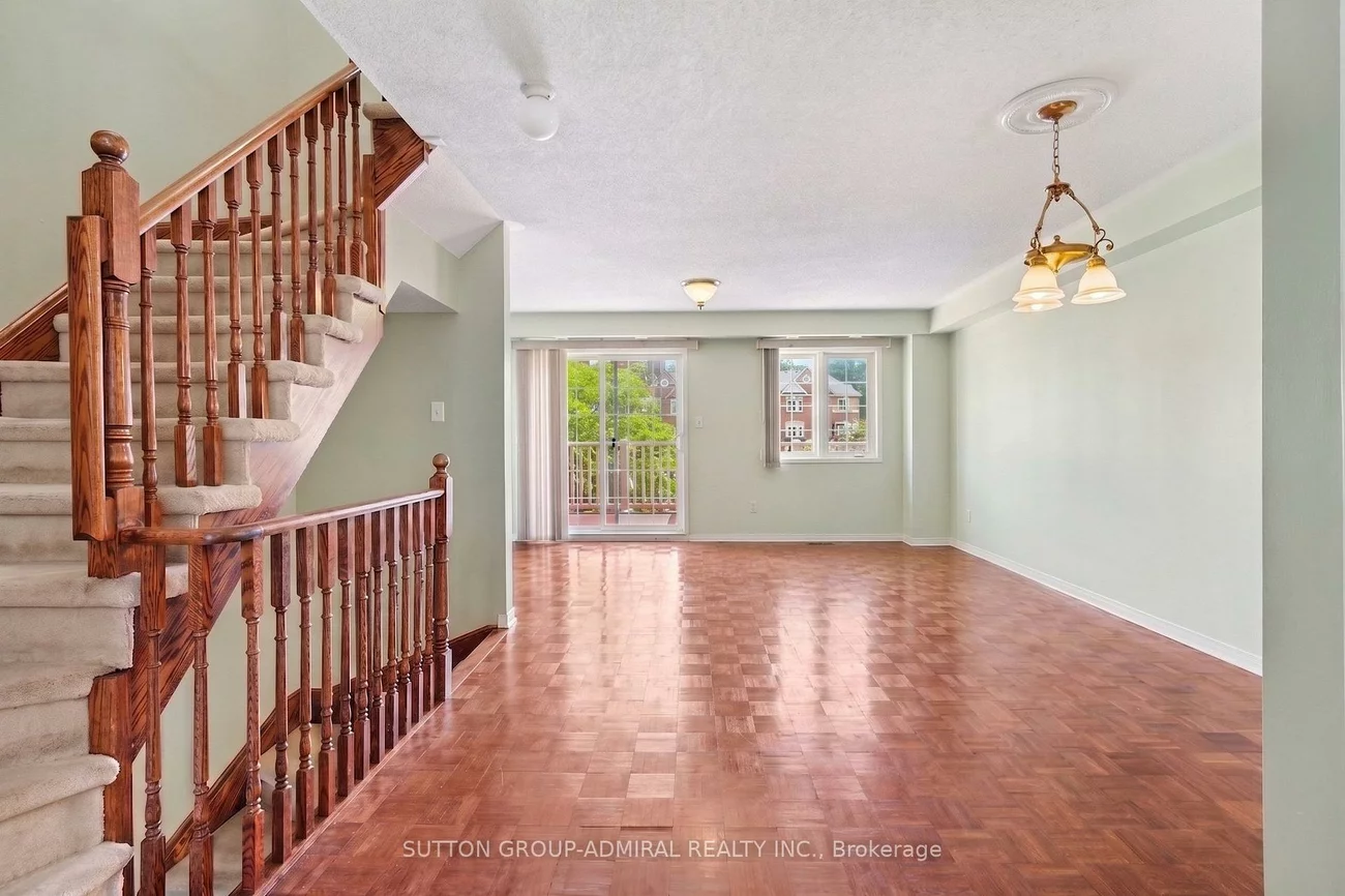 2205, Weston, Weston, Toronto