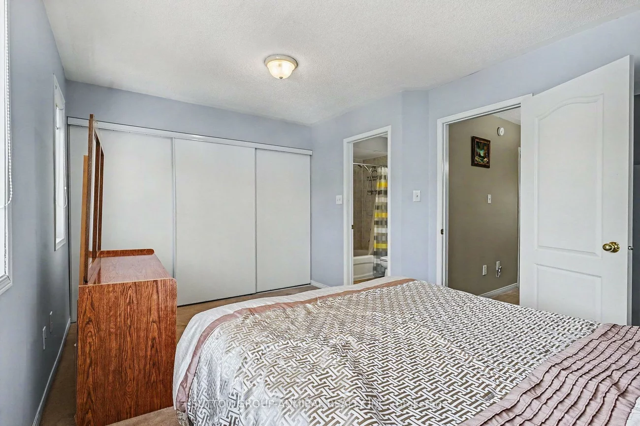2205, Weston, Weston, Toronto
