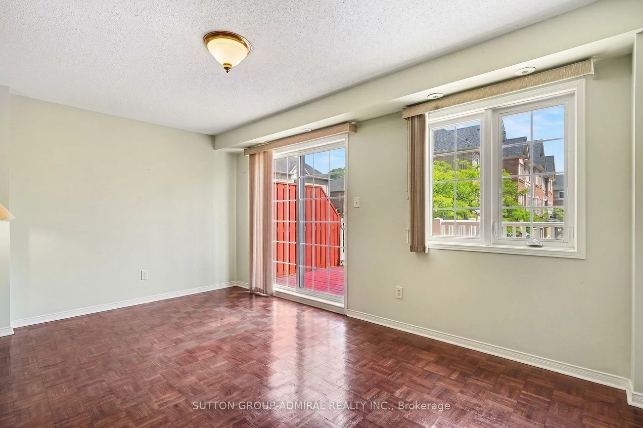 2205, Weston, Weston, Toronto
