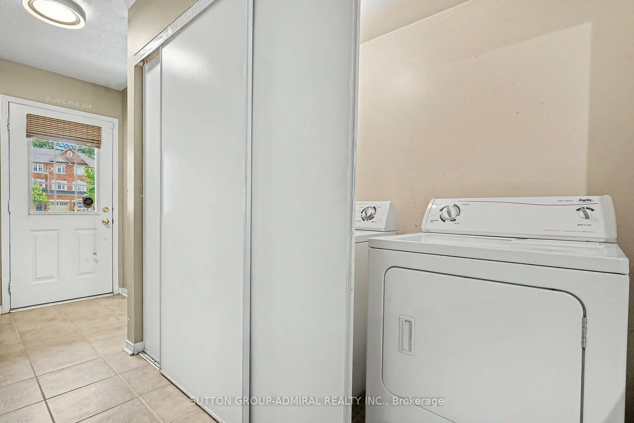 2205, Weston, Weston, Toronto