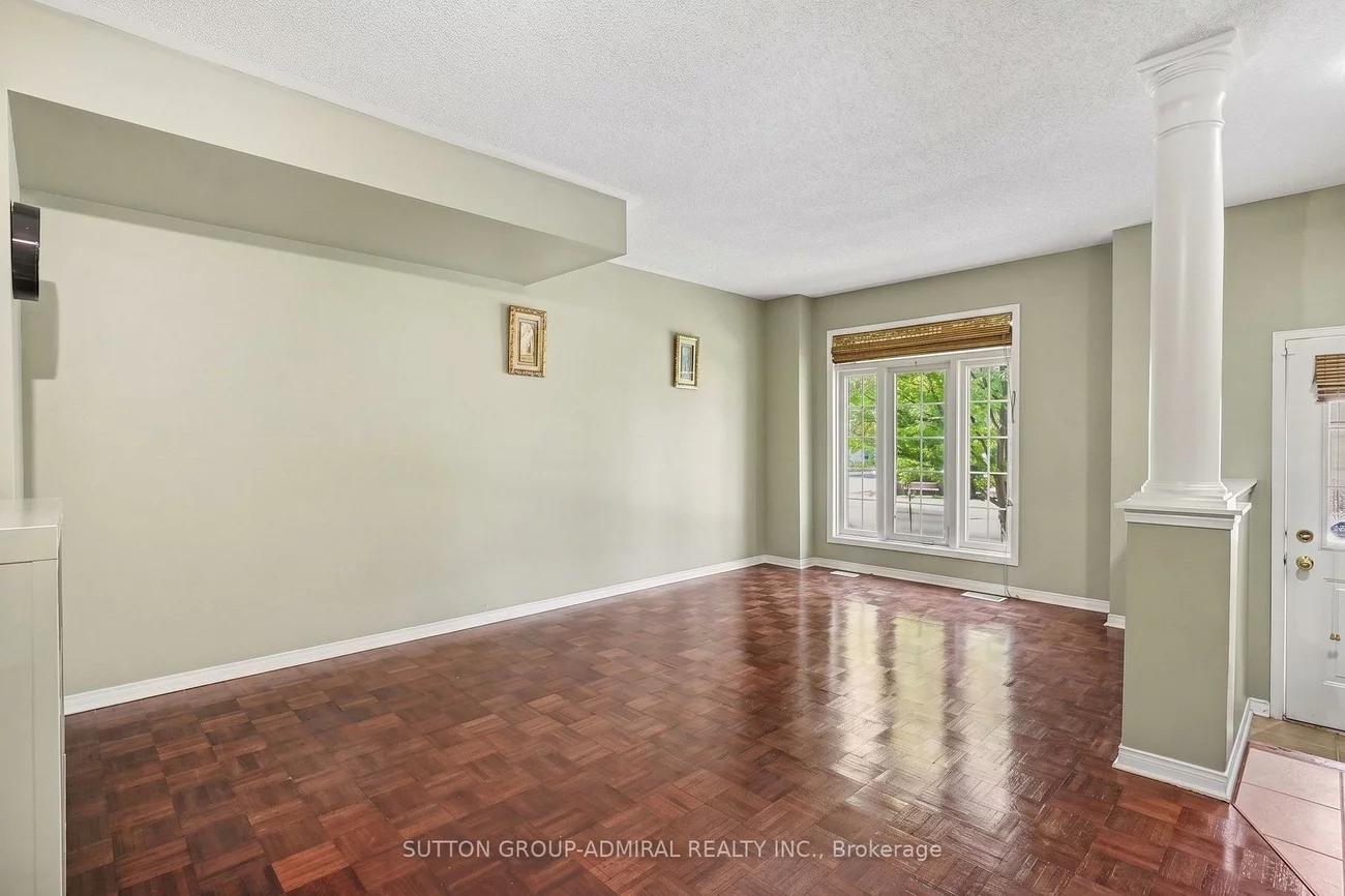 2205, Weston, Weston, Toronto