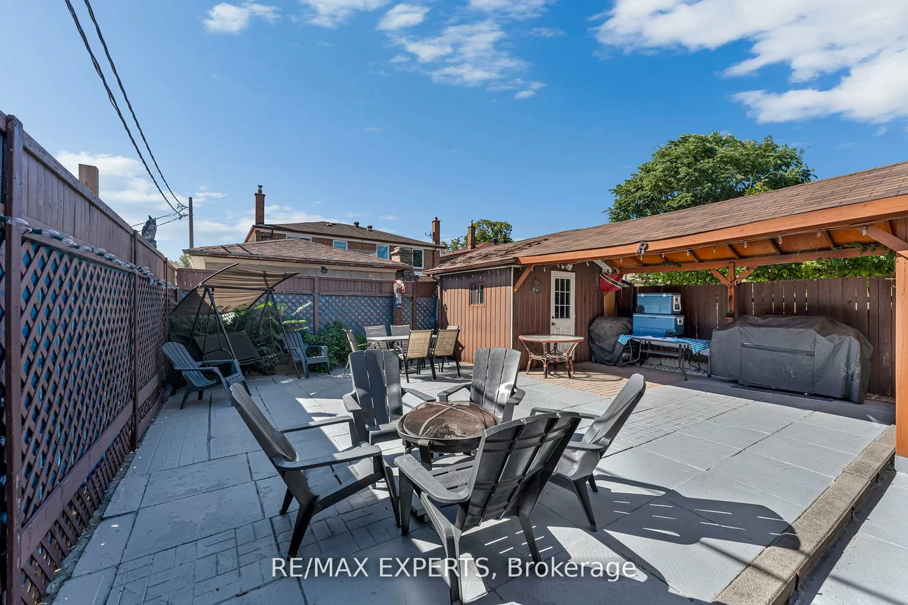 81, Hagar, Rockcliffe-Smythe, Toronto