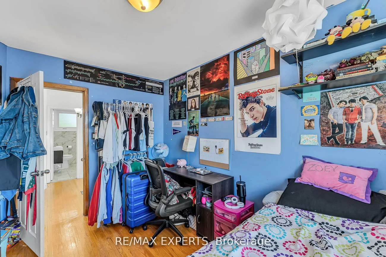 81, Hagar, Rockcliffe-Smythe, Toronto