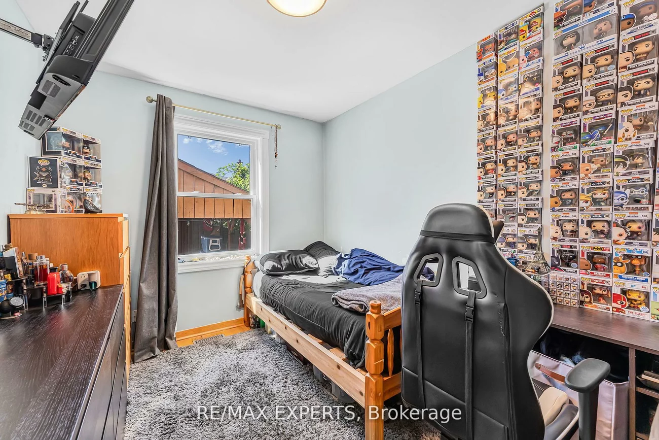 81, Hagar, Rockcliffe-Smythe, Toronto