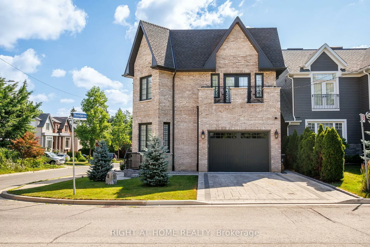 33, Thorndale, Kingsway South, Toronto