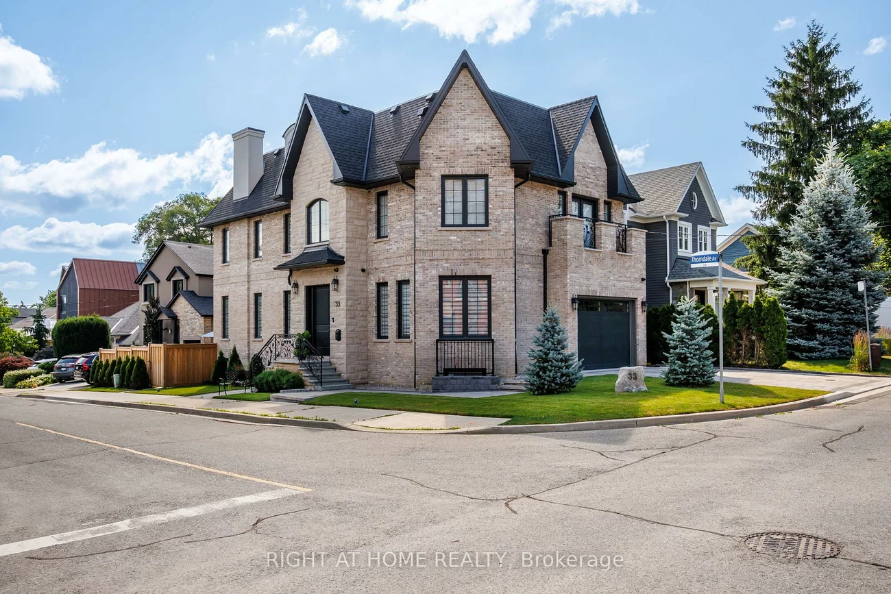 33, Thorndale, Kingsway South, Toronto