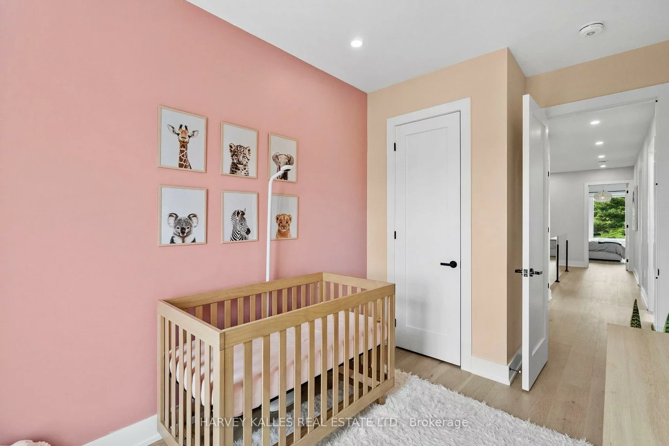 32, Albright, Alderwood, Toronto