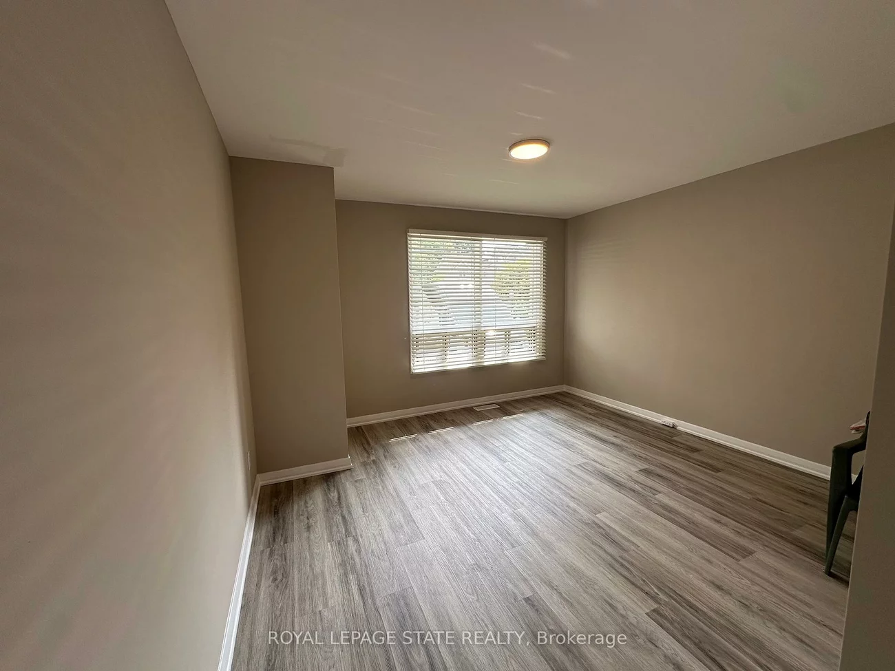 20, Lloyd Manor, Princess-Rosethorn, Toronto