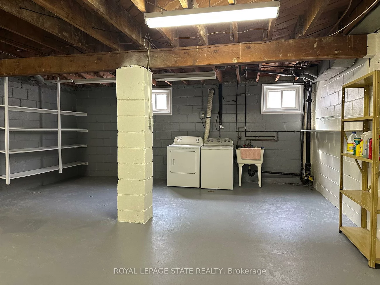 20, Lloyd Manor, Princess-Rosethorn, Toronto