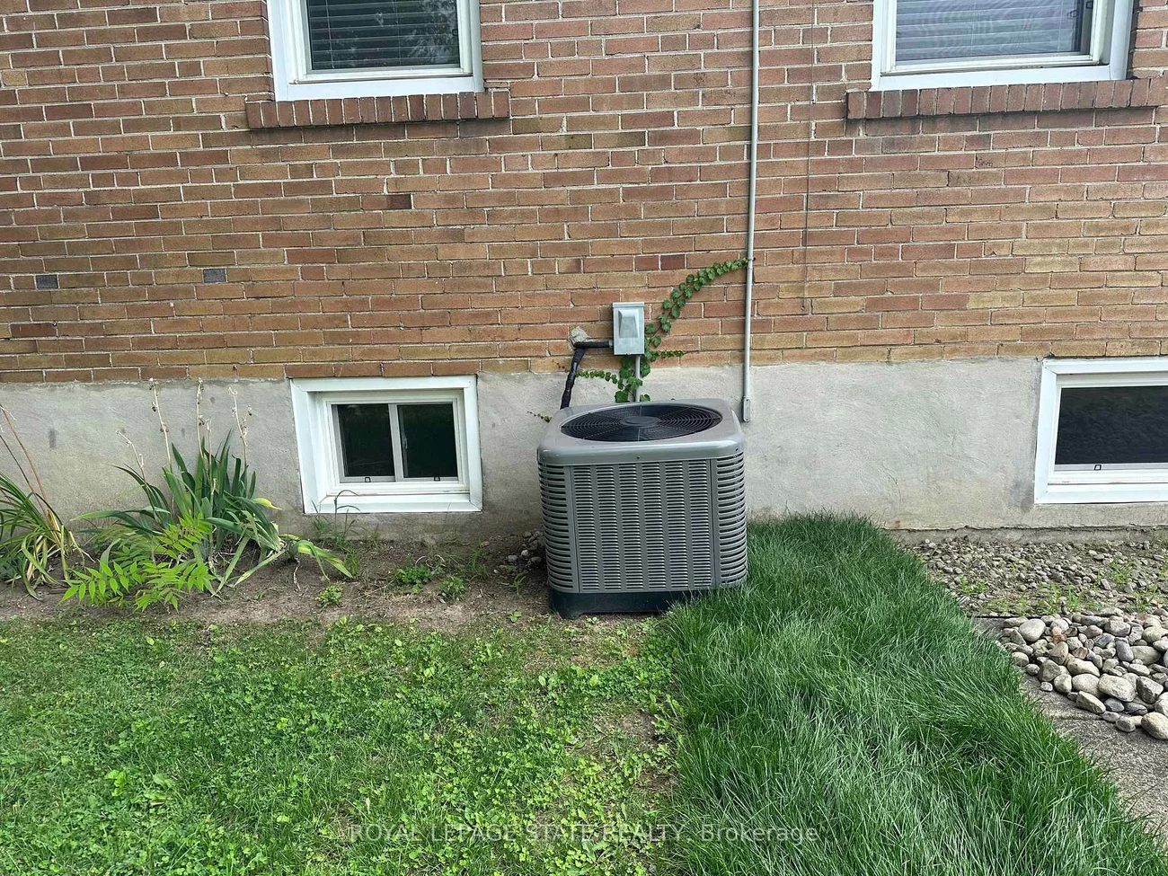 20, Lloyd Manor, Princess-Rosethorn, Toronto