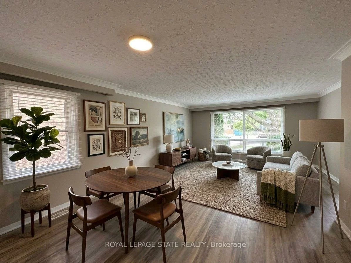 20, Lloyd Manor, Princess-Rosethorn, Toronto
