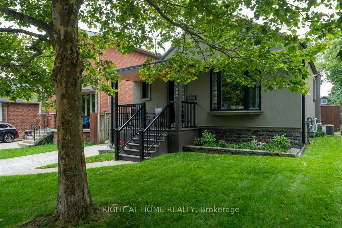188, Queens, Mimico, Toronto
